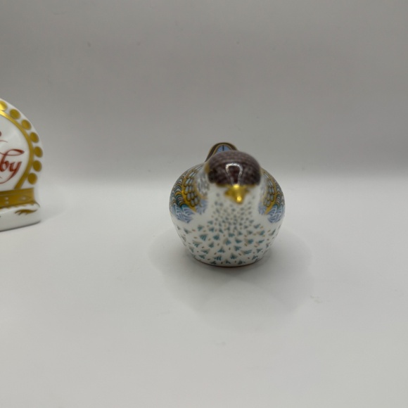 Royal Crown Derby Blackcap Warbler bone china paperweight figurine. Gold Stopper - Picture 4 of 10